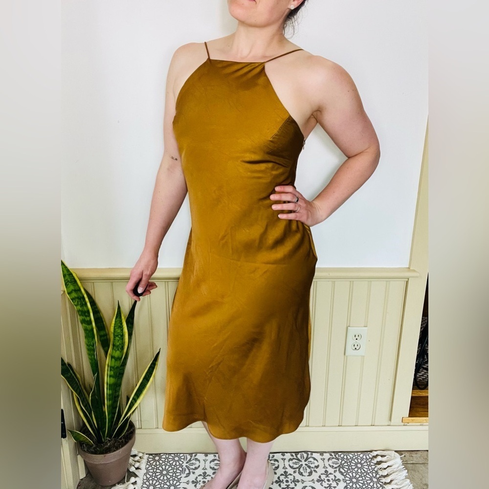 Massimo Dutti Burnt Yellow/Rust Crinkle Satin Halter Dress Open Back Sz 6